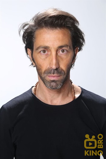 Photo of actor Emmanuel Guez