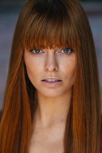 Photo of actress Chloe Hurst