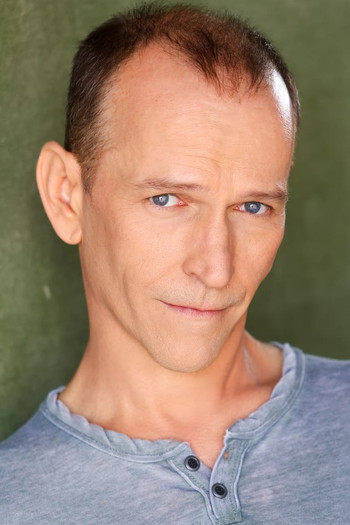 Photo of actor Timothy McKinney