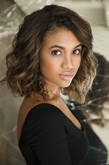 Photo of actress Paige Hurd