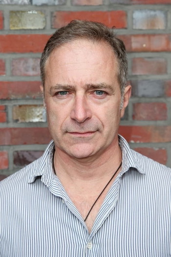 Photo of actor Tom Gilroy