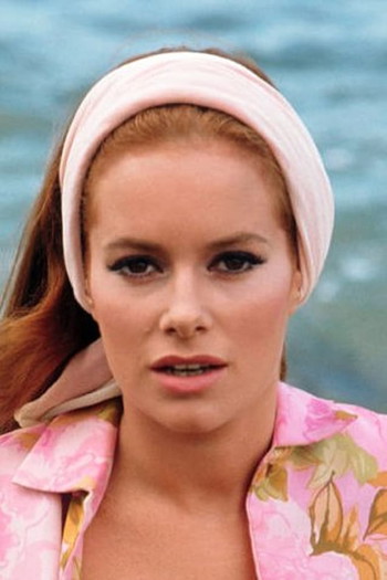 Photo of actress Luciana Paluzzi