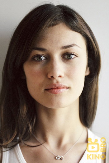 Photo of actress Olga Kurylenko