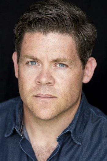 Photo of actor Paul Glover