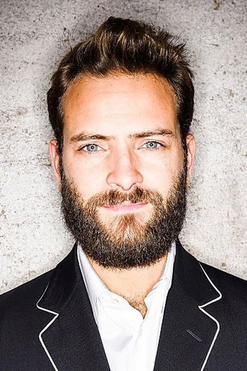 Photo of actor Alessandro Borghi