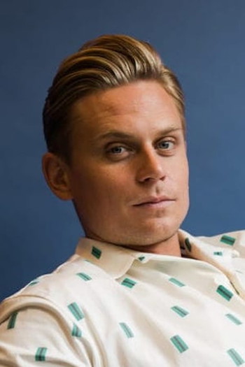 Фото актёра Billy Magnussen