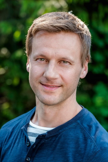 Photo of actor Jason Cermak