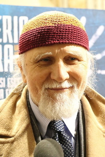 Photo of actor Moni Ovadia