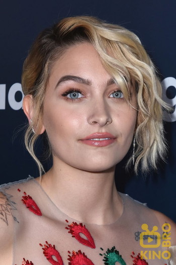 Фото акторки Paris Jackson