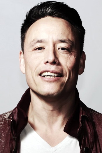 Photo of actor Simon Wan