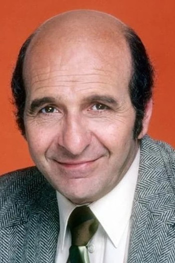 Photo of actor Herb Edelman