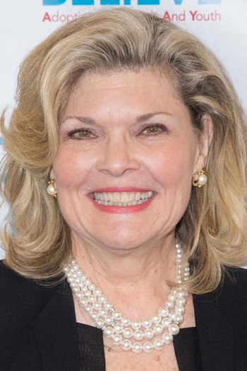 Photo of actress Debra Monk