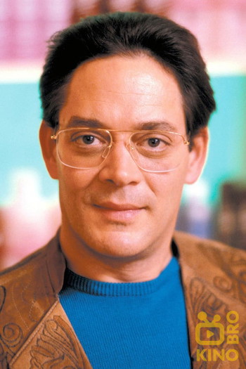 Фото актёра Raul Julia