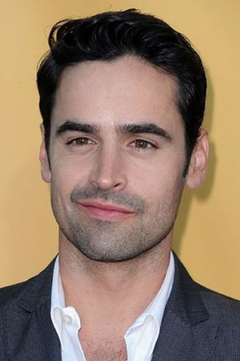 Photo of actor Jesse Bradford