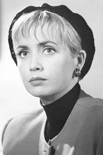 Photo of actress Lysette Anthony