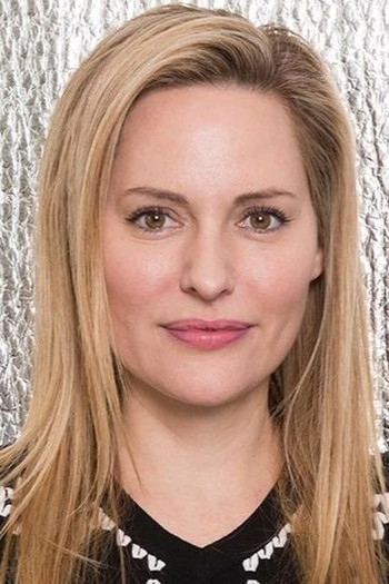 Photo of actress Aimee Mullins