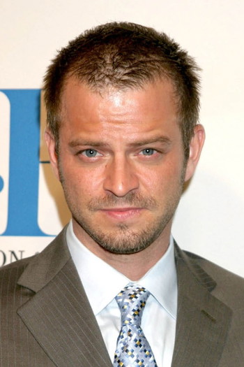 Photo of actor Carmine Giovinazzo