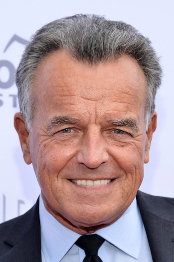 Photo of actor Ray Wise