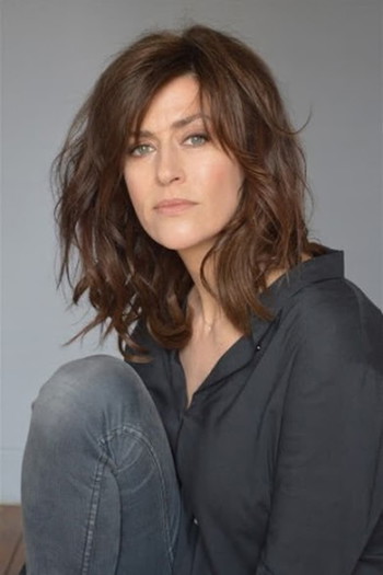 Photo of actress Anne Caillon