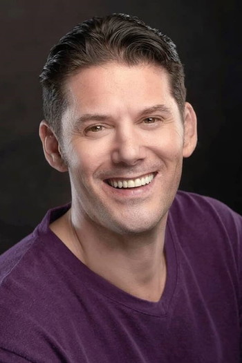 Photo of actor Joey Cramer