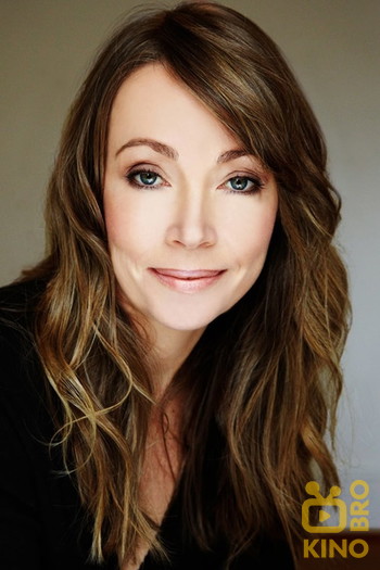 Photo of actress Laura Keneally