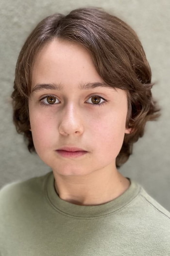 Photo of actor Noah Salsbury Lipson