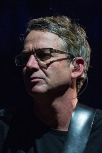 Photo of actor Stone Gossard