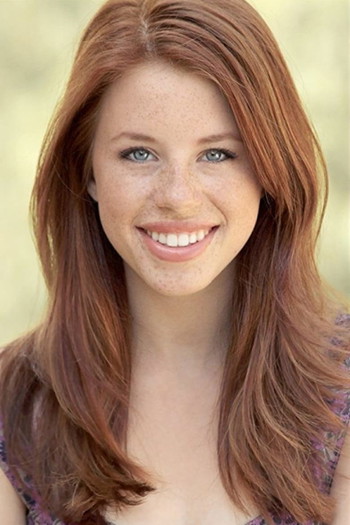 Photo of actress Allie Trimm