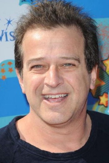 Photo of actor Allen Covert