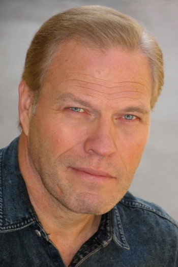 Photo of actor Curtis Taylor