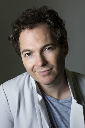 Photo of actor Justin Shenkarow