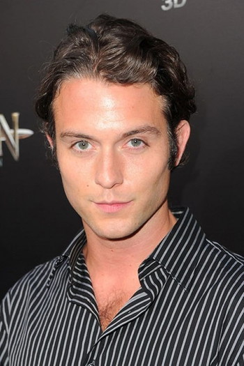 Photo of actor Chase Ryan Jeffery