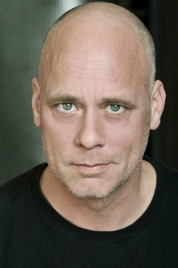 Photo of actor James Binkley