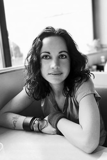 Photo of actress Janeane Garofalo