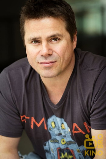 Photo of actor Ross Newton