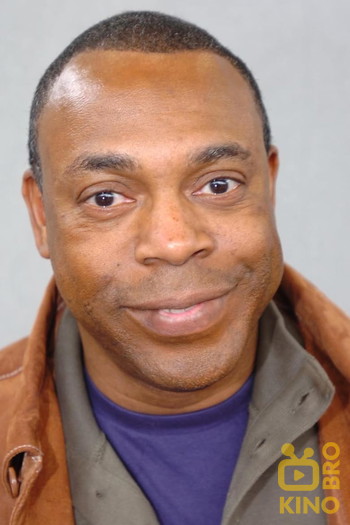 Photo of actor Michael Winslow