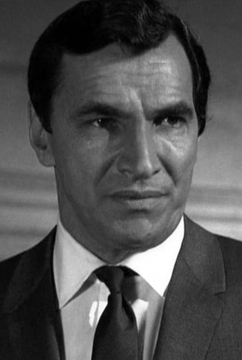 Photo of actor Mark Lenard