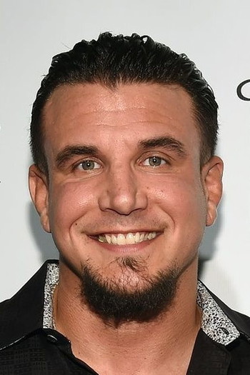 Photo of actor Frank Mir