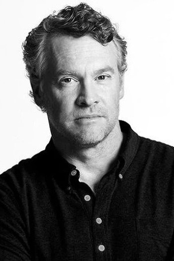 Photo of actor Tate Donovan