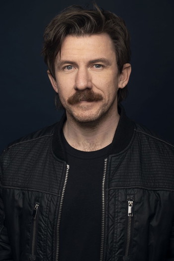 Photo of actor Luke Barnett