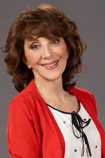 Photo of actress Andrea Martin