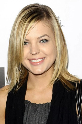 Фото акторки Kirsten Storms