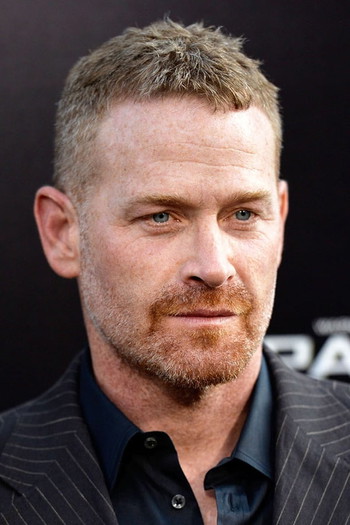 Photo of actor Max Martini