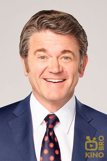 Photo of actor John Michael Higgins