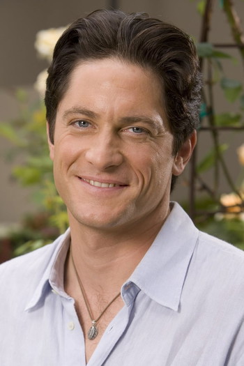 Photo of actor David Conrad