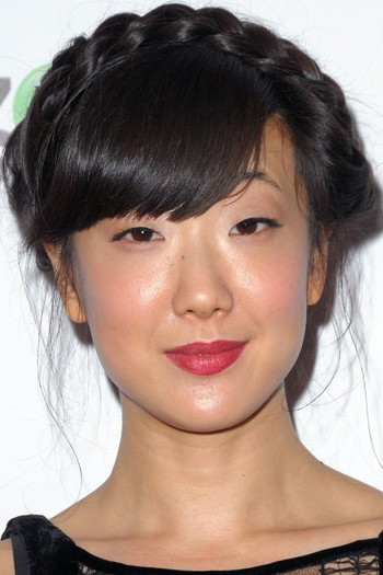 Photo of actress Jennifer Kim