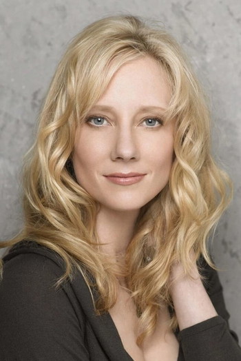 Photo of actress Anne Heche