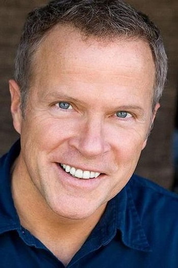 Photo of actor Bil Dwyer