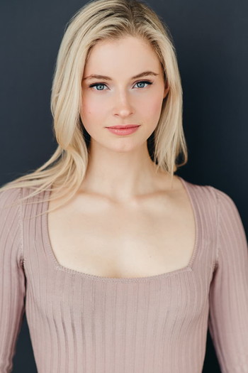 Photo of actress Hannah Galway