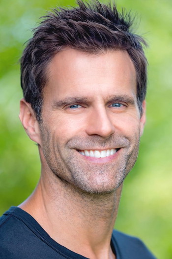 Photo of actor Cameron Mathison